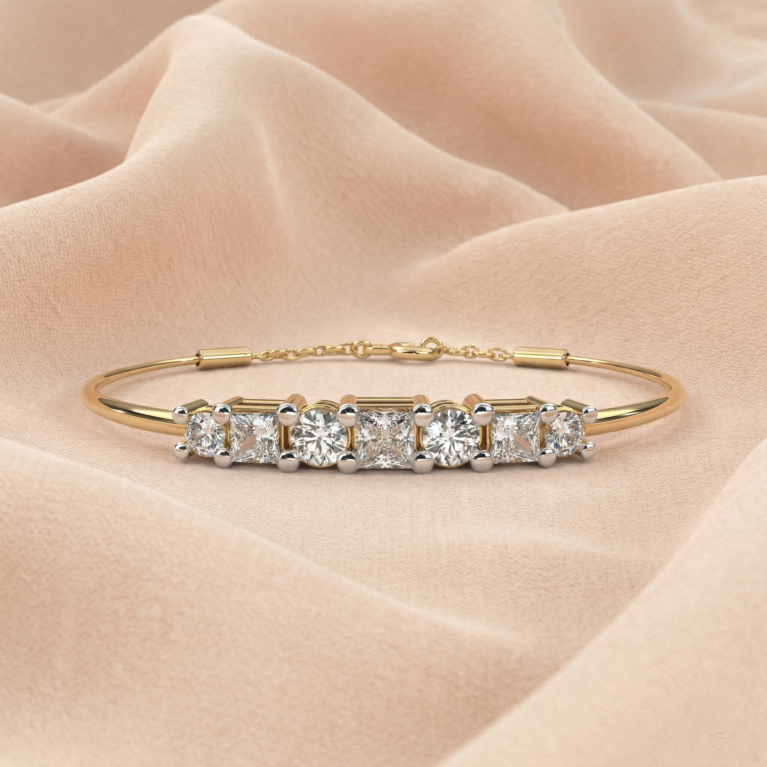 Stellar Alignment – Alternating Round and Princess-Cut Lab-Grown Diamonds