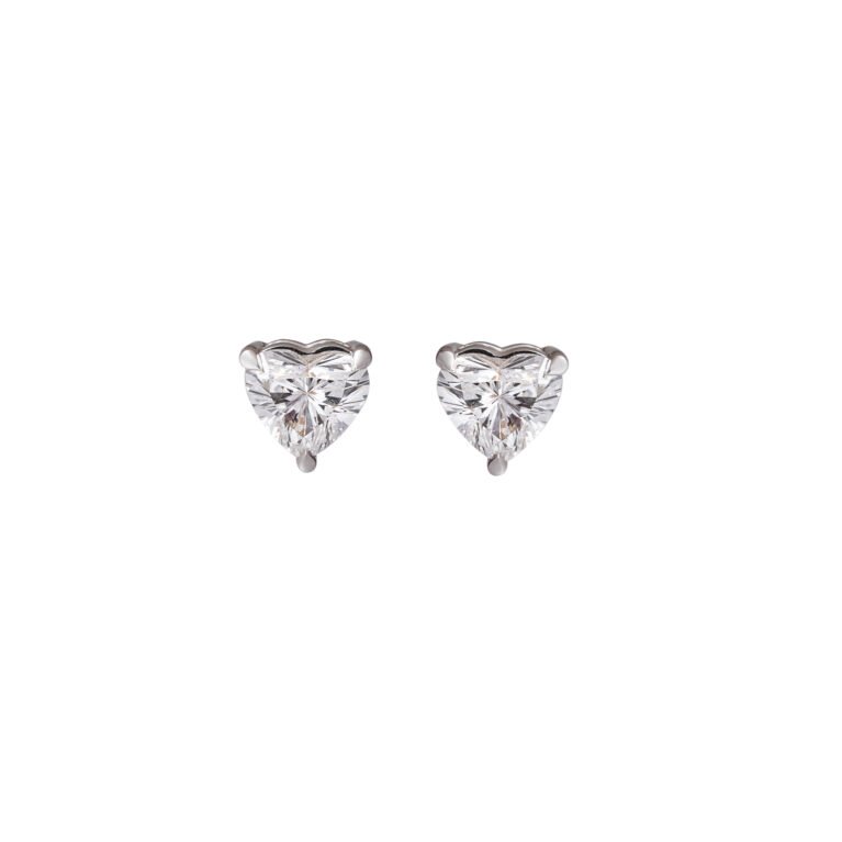 Amour Radiant – Gold Solitaire Studs with Heart Lab-Grown Diamonds