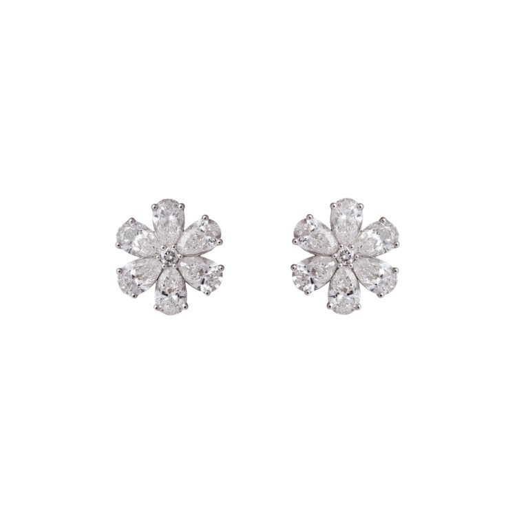 Botanical Brilliance – Gold Studs with Pear Lab-Grown Diamond Cluster
