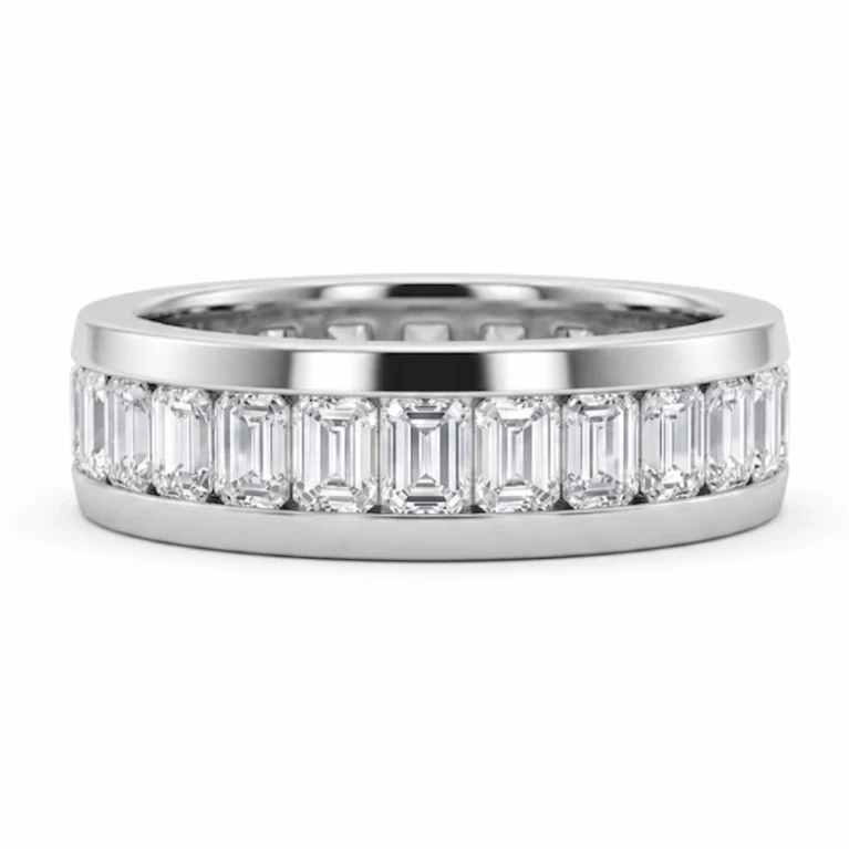The Luminary Path – Half-Eternity Band with Emerald-Cut Lab-Grown Diamonds